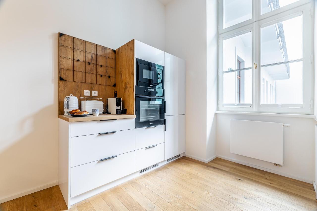 Elegant Apartments Located In The Centre Of Prag Eksteriør billede