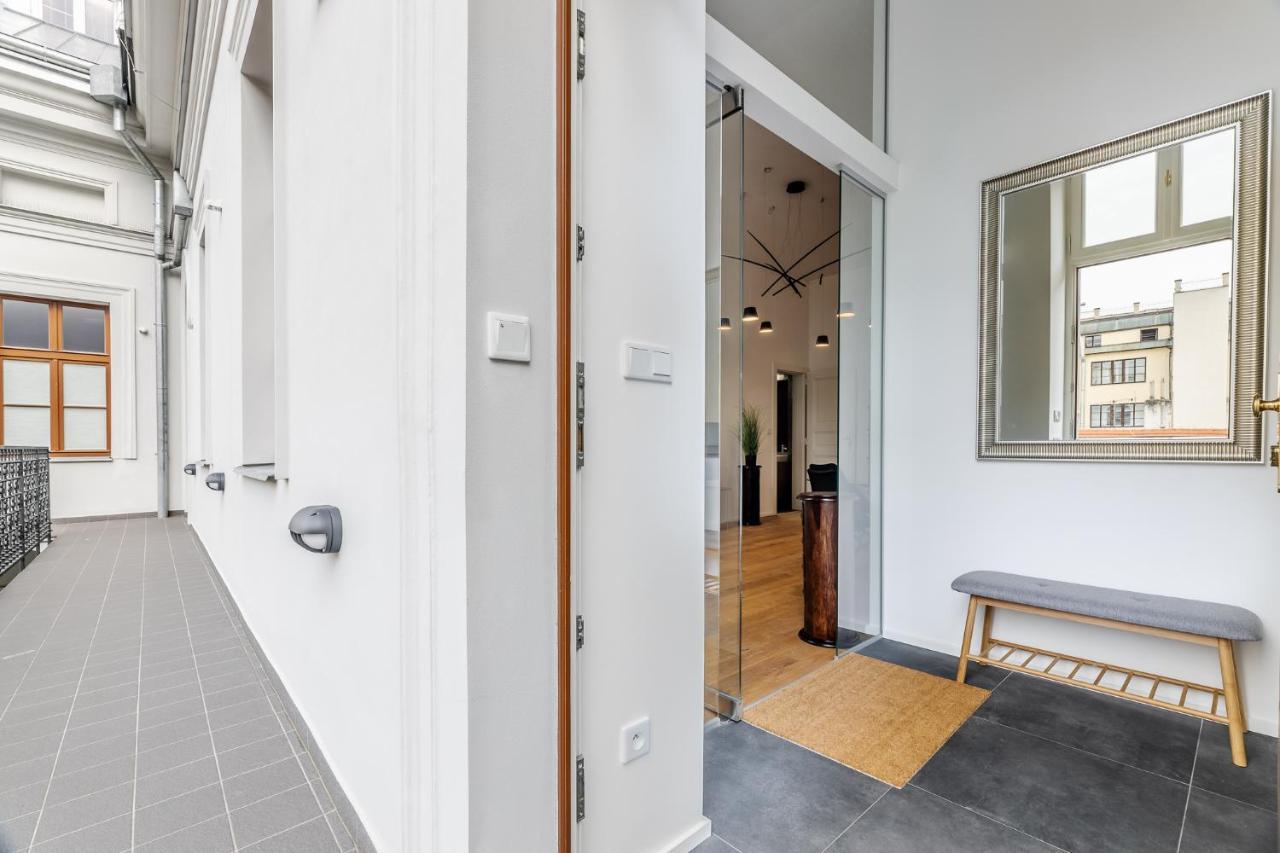 Elegant Apartments Located In The Centre Of Prag Eksteriør billede